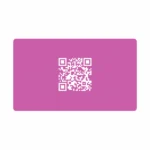 Гравирана лилава метална визитка с QR код, гланцово покритие и сребристо-бял лазерно гравиран дизайн